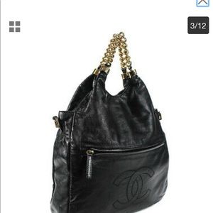 Chanel Rodeo Drive Hobo soft butter Lambsk…